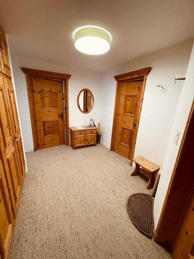 Appartement Chesa Coronella à La Punt-Chamues-ch Extérieur photo